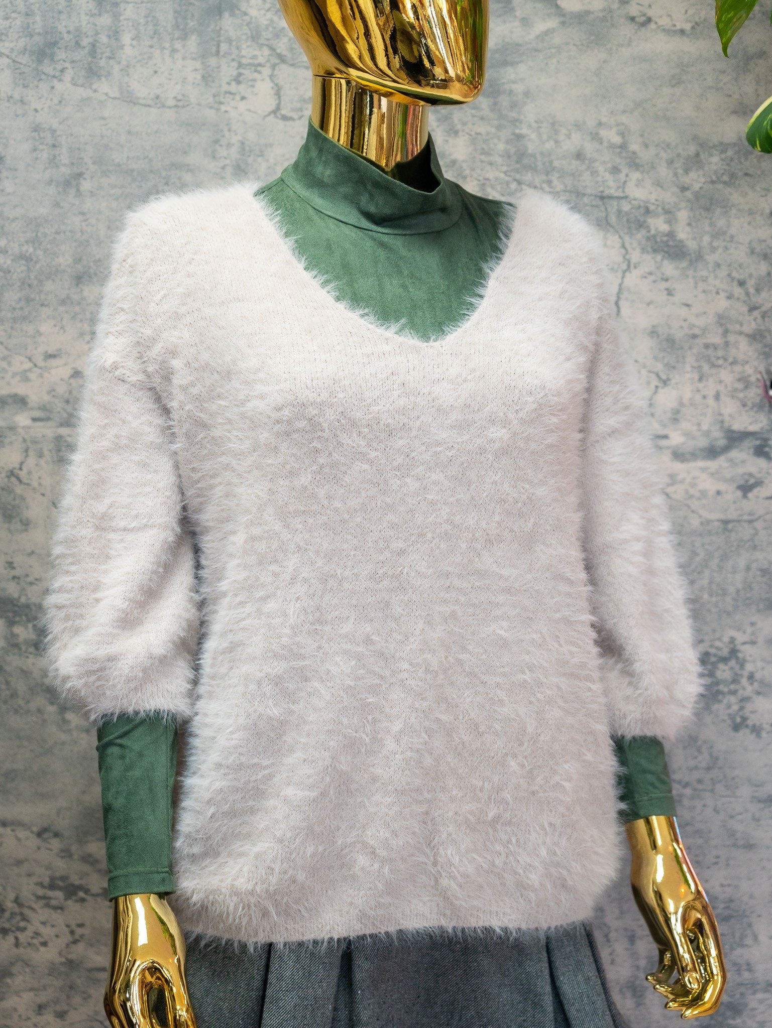 Khaki Top velvet sweater | RESORT WEAR