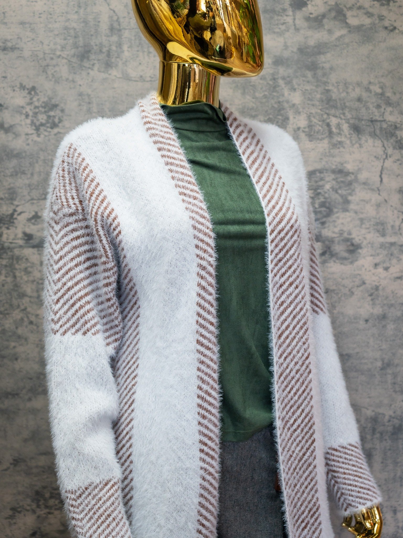 White cardigan Faux fur | RESORT WEAR