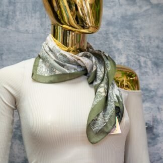 Green skarf | ACCESSORIES