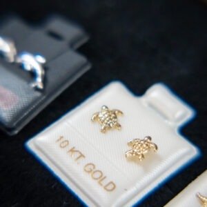 Turtle Stud Earrings ? 10K Gold