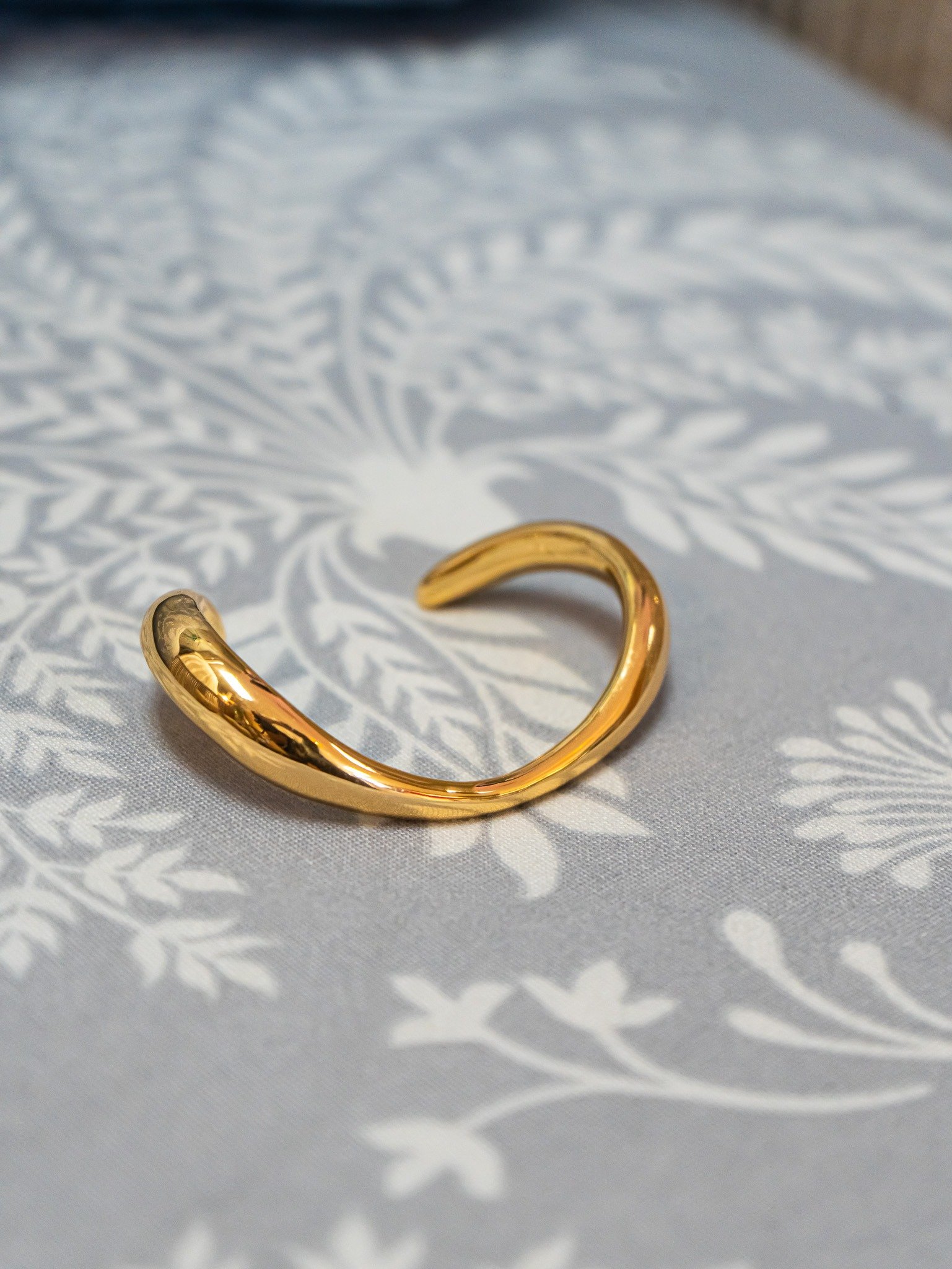 Jazmin gold bracelet - Image 5