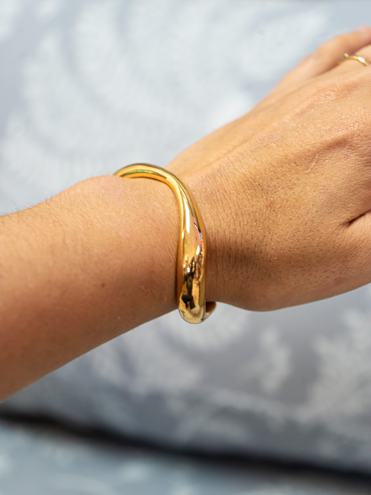 Jazmin gold bracelet - Image 3