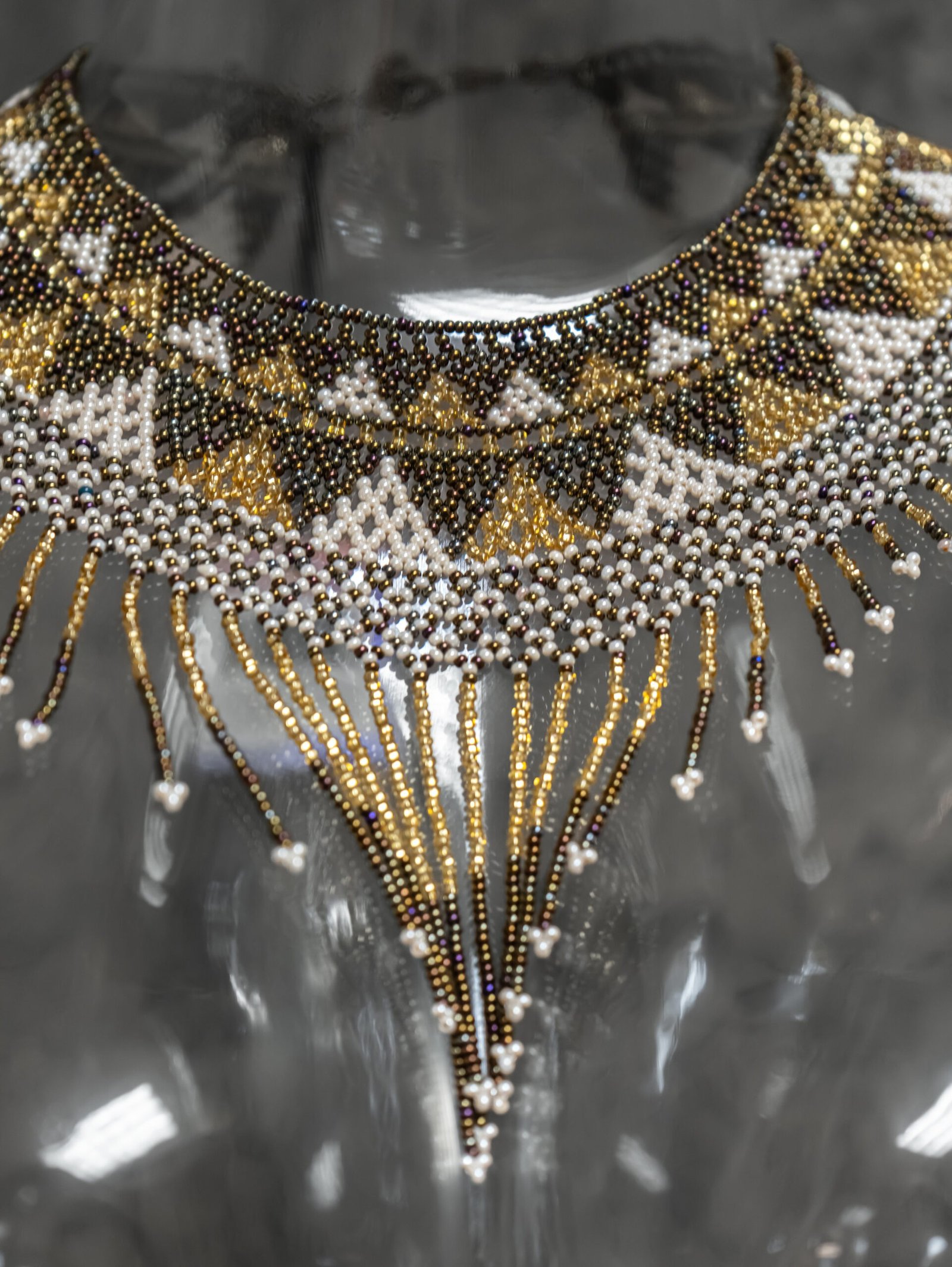 Side view of Sol Dorado Indigenous artisan-made choker